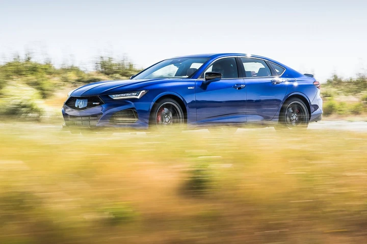 Acura TLX Type S: berlina sportiva da 360 CV
