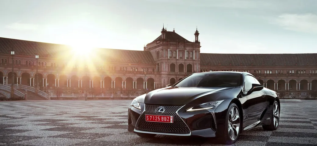 Lexus LC 500h: prima prova