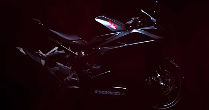 Honda CBR250RR pronta al lancio, CBR350RR in arrivo?