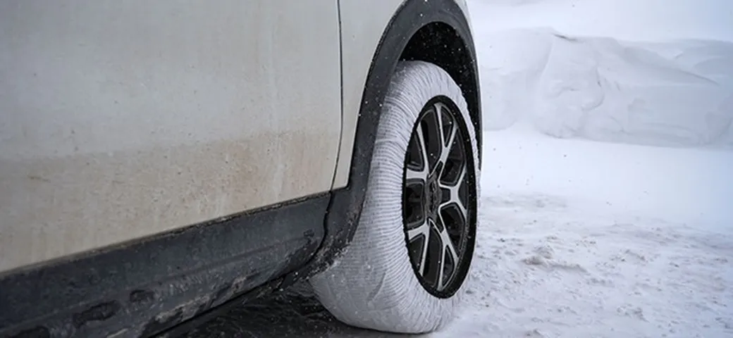 Calze da neve: la nuova alternativa alle catene in Italia