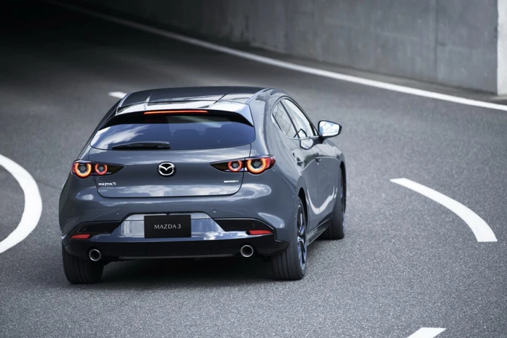Mazda 3 2024