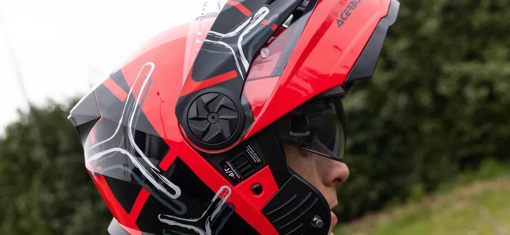 Acerbis Rider: il casco modulare che protegge con stile