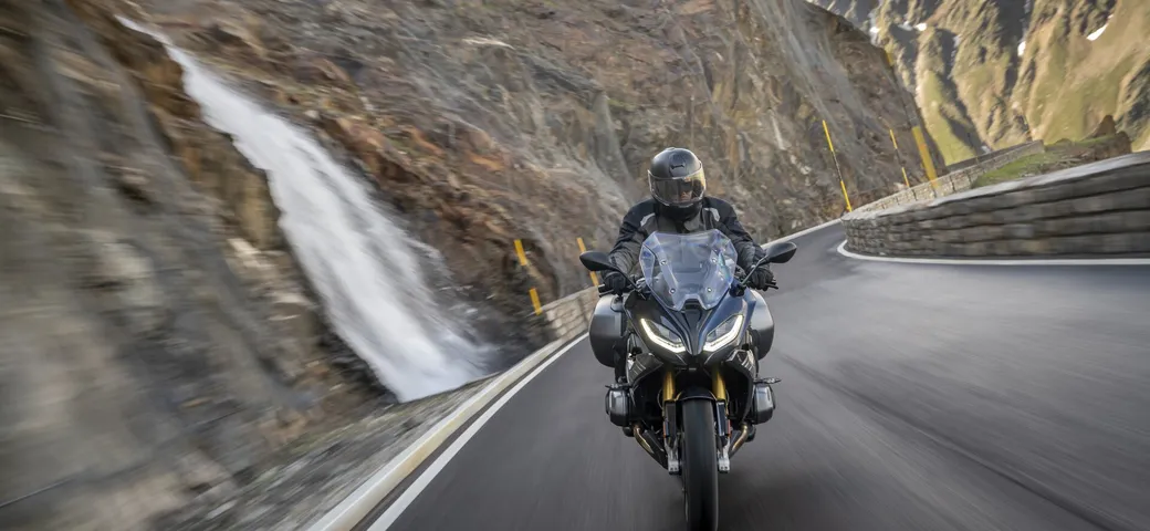 BMW R 1250 RS pronta al debutto italiano