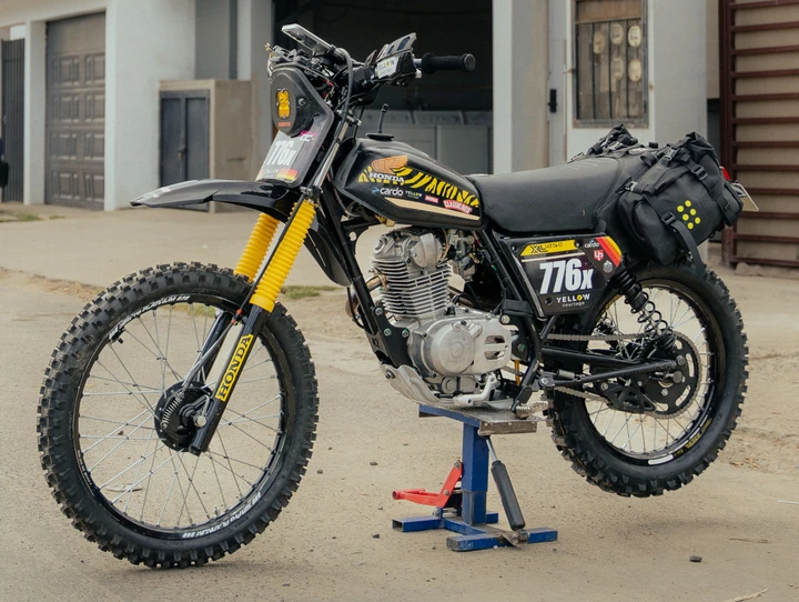 Greg Gilson trasforma la Honda XL125S nella War Machine da rally