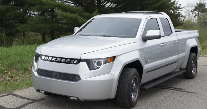 Workhorse W-15: il pick-up ibrido sfida Tesla [Video]