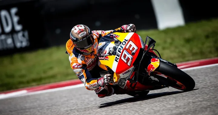 Marquez: "Rossi? Non siamo amici, ma vederlo così forte a 40 anni mi motiva"