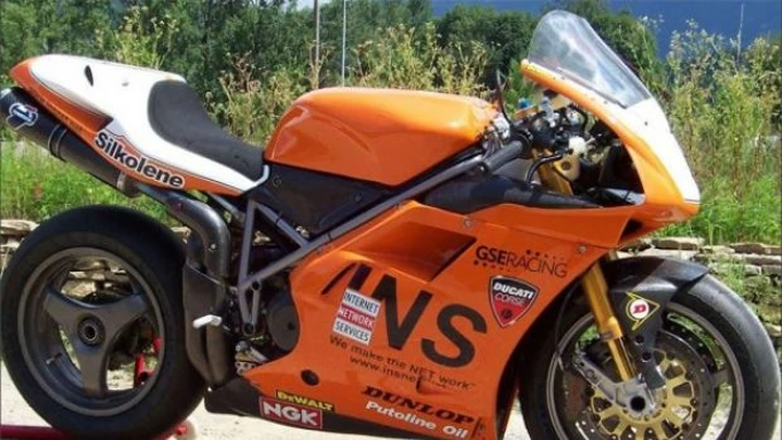 Ducati 996RS GSE di Troy Bayliss in vendita a 60.000 euro