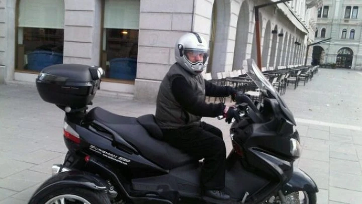 Suzuki Burgman 650 Executive in versione Trike
