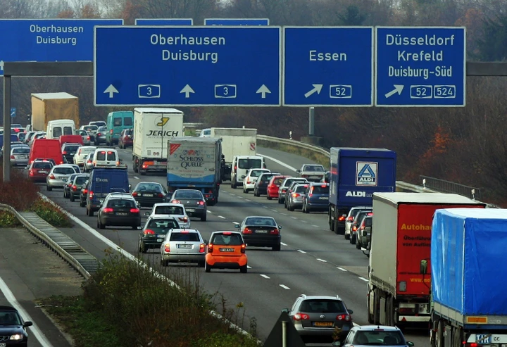 Quali sono i limiti di velocità in Europa: ecco i limiti da rispettare Stato per Stato