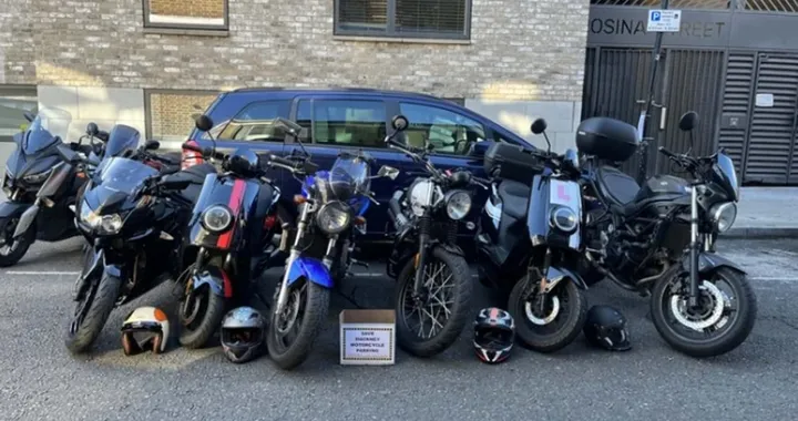 Londra, parcheggi moto a prezzi folli: ecco come i cittadini hanno vinto