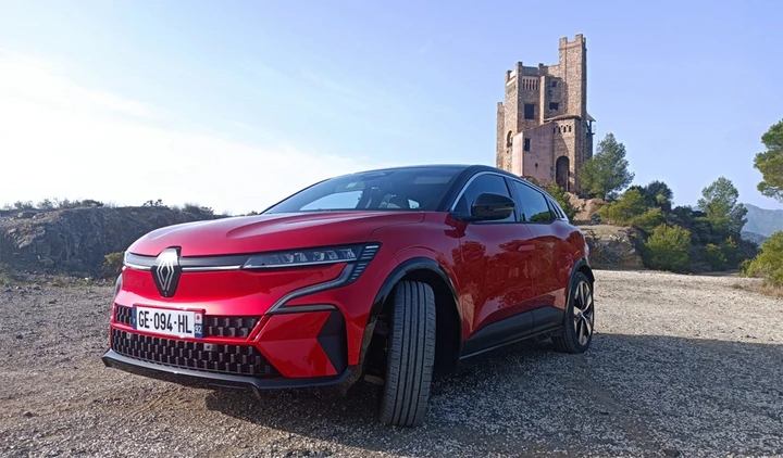Renault Megane E-Tech electric: prova, prezzo, allestimenti