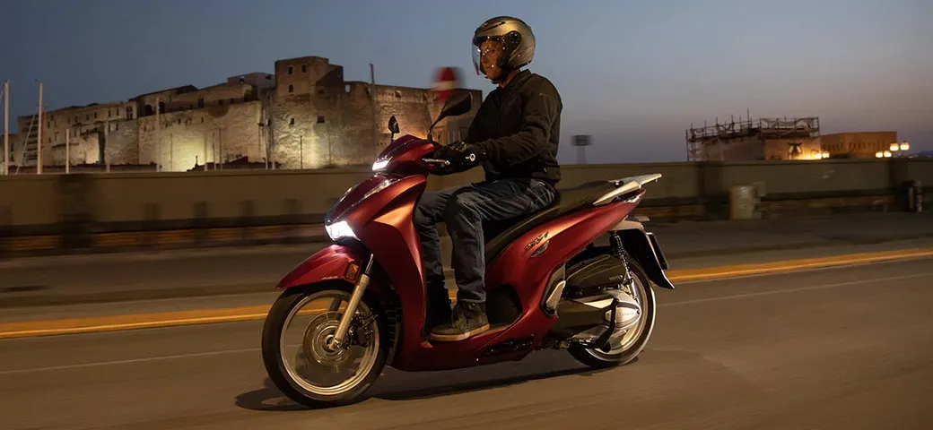 Honda SH350i, la prova su strada (VIDEO)