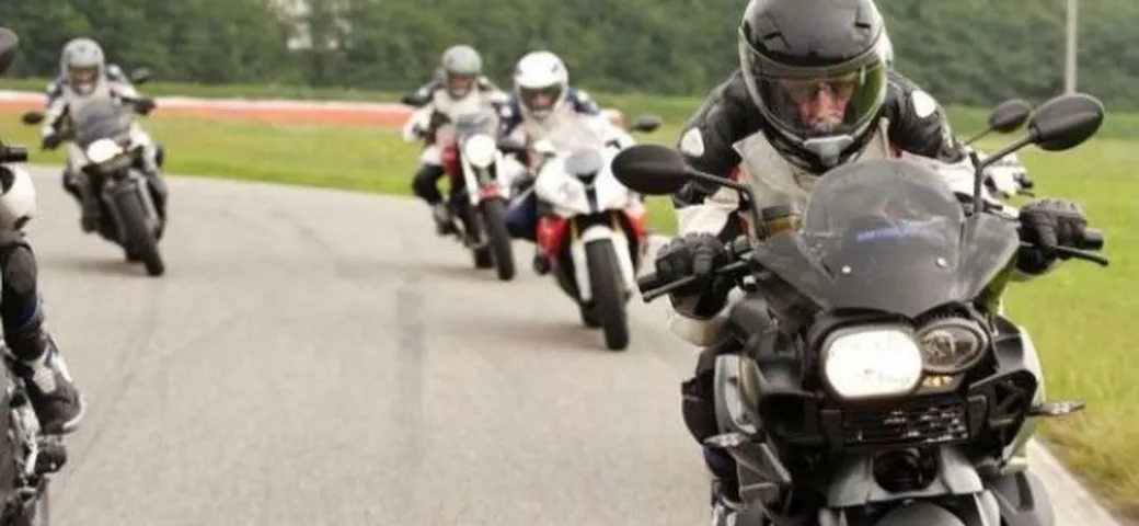 Metzeler Safety Day on Track