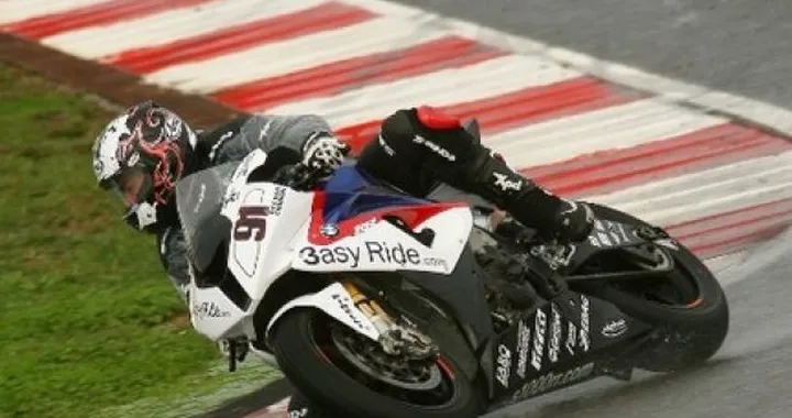 WSBK, Test: Haslam, "S 1000 RR subito veloce, peccato per la pioggia"