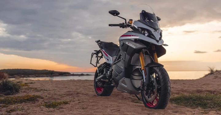 Energica riparte da Singapore: il futuro elettrico torna a rombare