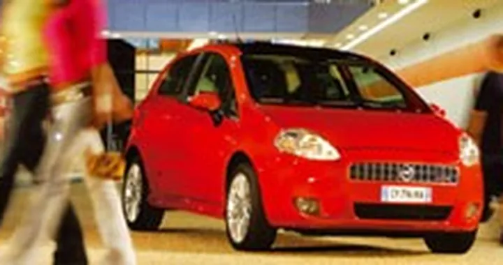 Marchionne: vendite della Grande Punto e mobilità lunga