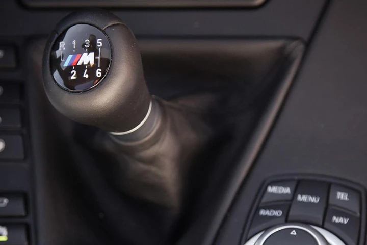 BMW difende il cambio manuale, che sarà presente anche nel futuro