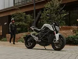 Zero Motorcycles presenta le moto elettriche SR MY24 e DSR MY24