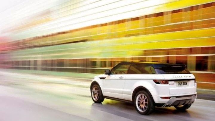 Range Rover Evoque: prezzi da 30.000 sterline in Gran Bretagna