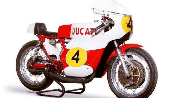 Special: Ducati Desmo Corsa 450