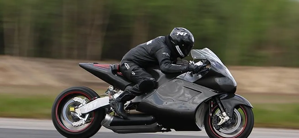 Nuovo record per la Madmax, la moto a turbina da 377 km/h