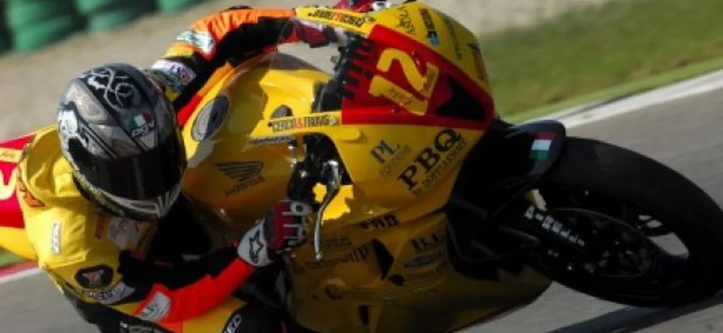 STK600: Riccardo Cecchini rinnova Azione Squadra Corse