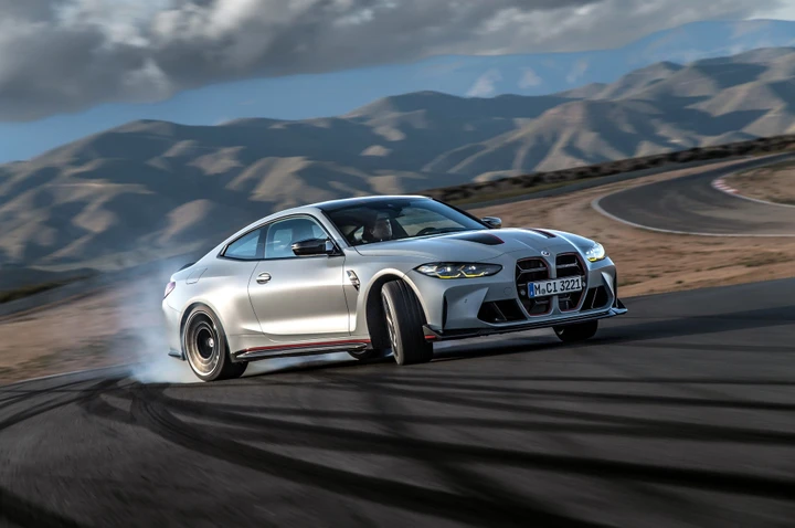 Una nuovissima BMW M4 CSL si è schiantata troppo presto