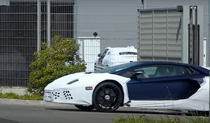 Lamborghini Aventador SJ: è lei nel video spia?