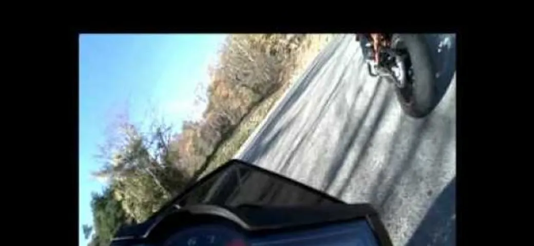 Video KTM 690 Duke R 2010