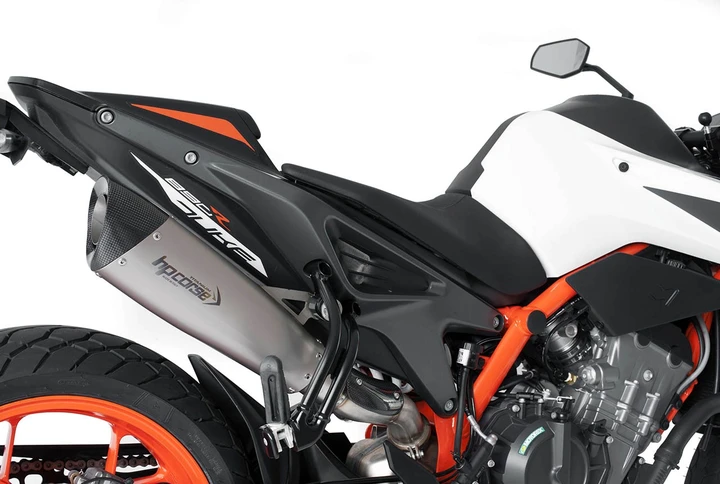 Hp Corse, due nuovi scarichi per la KTM 890 Duke R