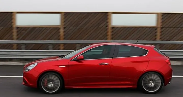 Alfa Romeo Giulietta: 5000 ordini con il secondo porte aperte
