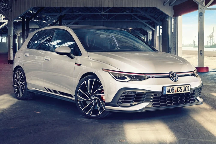Volkswagen Golf GTI Clubsport: il volto sportivo della hatchback di Wolfsburg