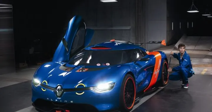 Renault Alpine: la sportiva francese arriva nel 2015