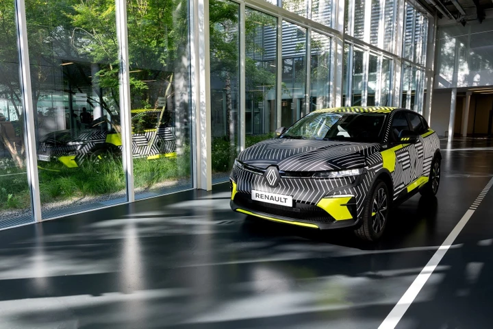 Renault Mégane: parte ufficialmente il collaudo della nuova generazione