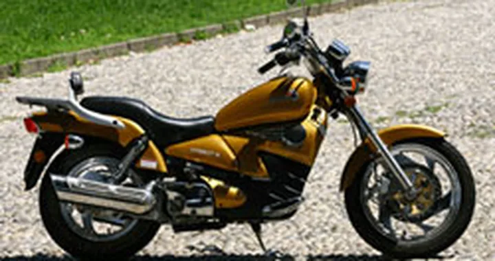 CF Moto V5 250: Moto o Scooter?