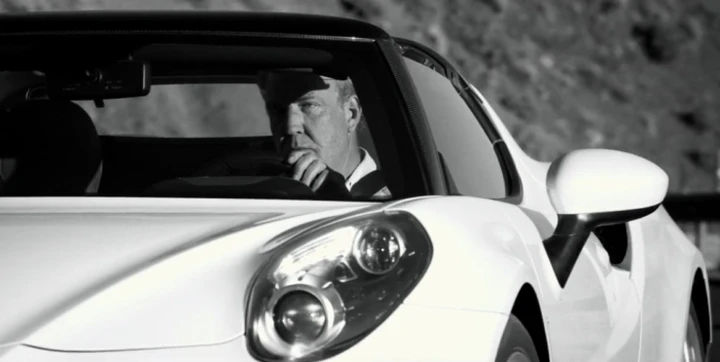 Jeremy Clarkson vorrebbe il ritorno dell'Alfa Spider: 
