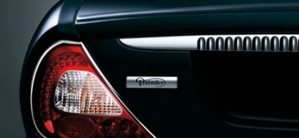 Daimler diventerà una nuova rivale di Rolls-Royce?