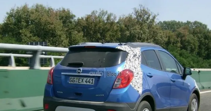 Opel Mokka: le foto spia di un nostro lettore