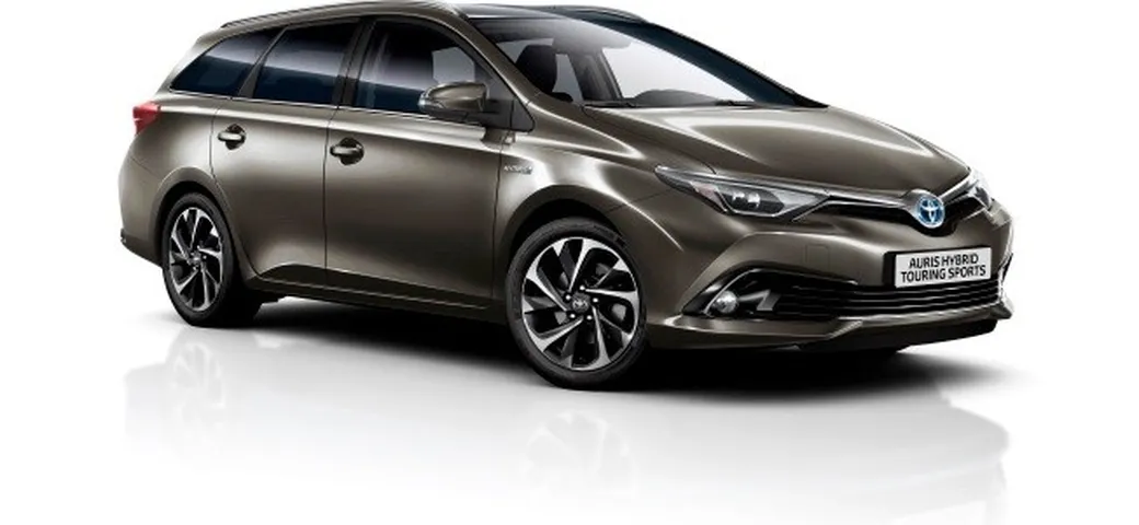 Toyota Auris: arriva il model year 16