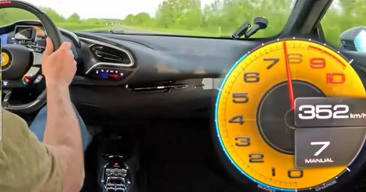 Ferrari 296 GTB Autobahn