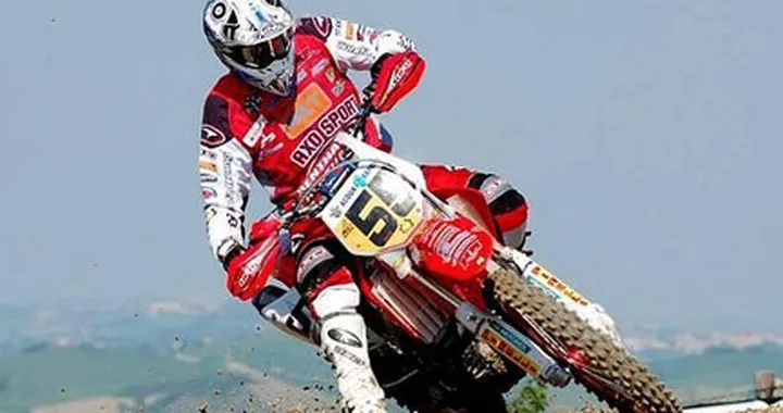 MX3: Beggi terzo in gara 1 cade in gara 2