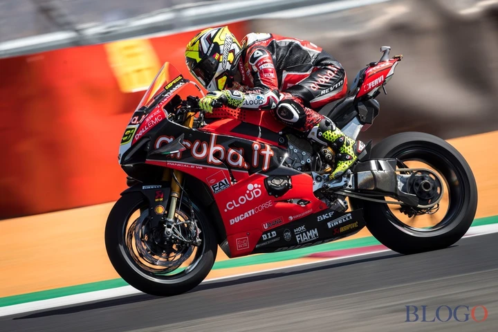 SBK Argentina, piloti in sciopero. Bautista vince Gara1 con 12 partenti!