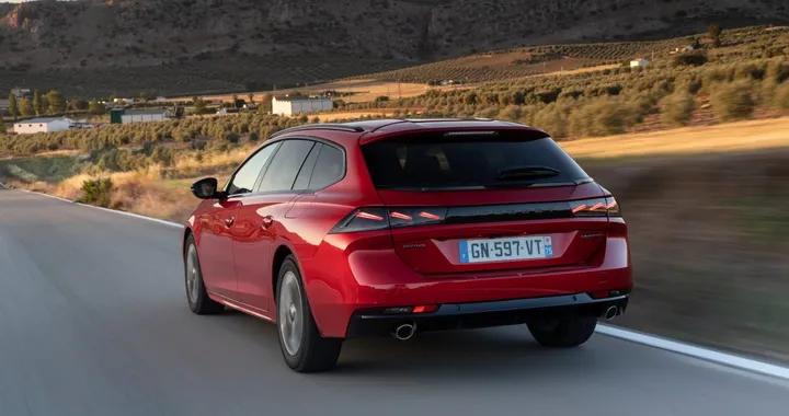 Peugeot, ritorno di fiamma con le station wagon: possibile novità