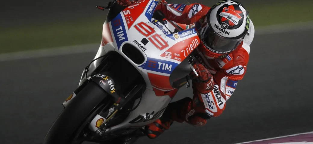 FP1 Qatar, Lorenzo 5°: 