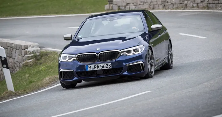 BMW 530e iPerformance - BMW 550i xDrive: primo contatto