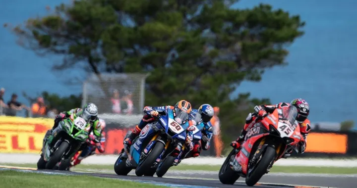 SBK, Australia bollente. Tre gare tre vincitori diversi