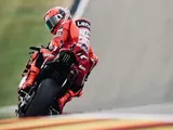 Marc Marquez incanta Brno: dominio totale nelle FP1 e ritmo da record