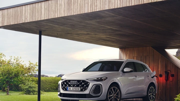 Audi Q5 e Q5 Sportback e-hybrid, 100 km di autonomia in elettrico