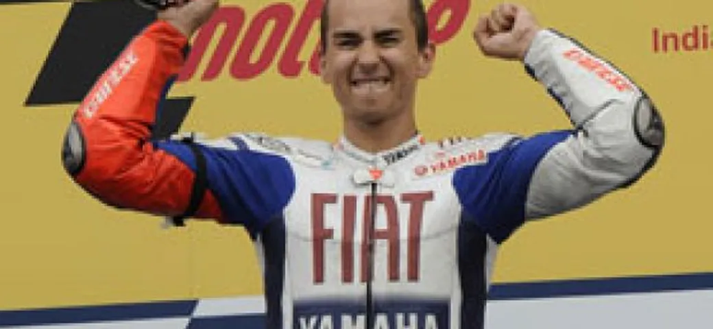 Lorenzo alza la testa. E' Rossi a rischiare ...