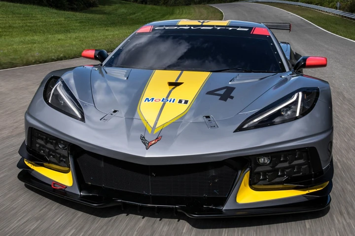 Corvette C8.R: la versione da corsa
